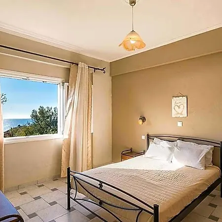 Appartamento Large By The Pool - Pelekas Beach, Corfu
